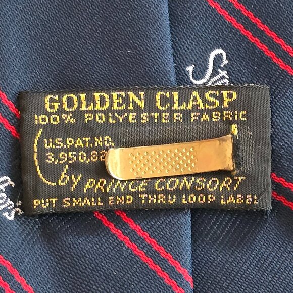 Golden Clasp Tie - Picture 4 of 5